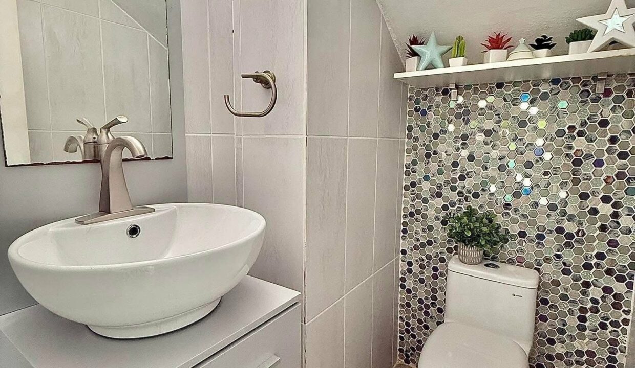 511023685_1327707842694247_1972396450234404720_n