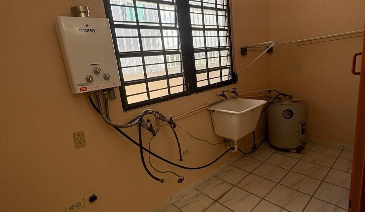 514038395_18071670191506886_7034631771489578523_n